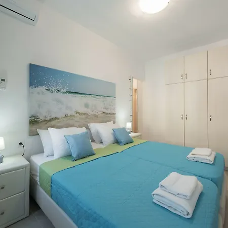 Elena Guest house 3*