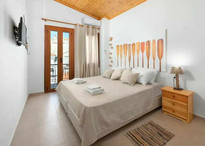 Elena Gæstehus Simi